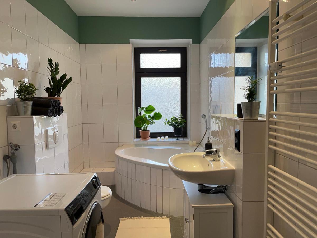 라이프치히 Stilvoller Altbau Mit Balkon - 10 Min To Center 아파트 외부 사진