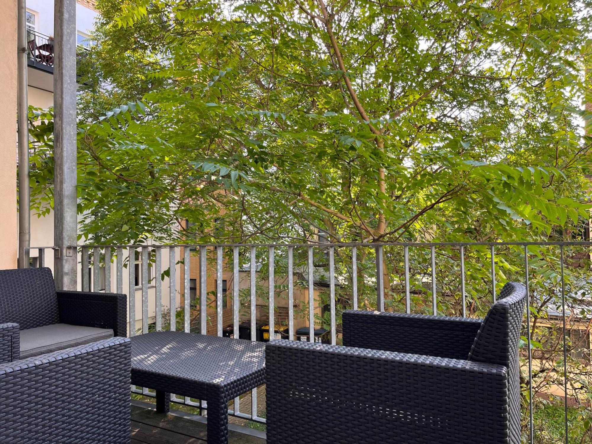 라이프치히 Stilvoller Altbau Mit Balkon - 10 Min To Center 아파트 외부 사진